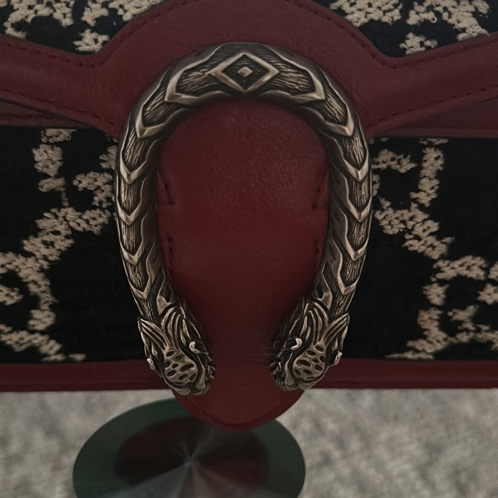 Gucci  perfect condition 100% original - Picture 13 of 15